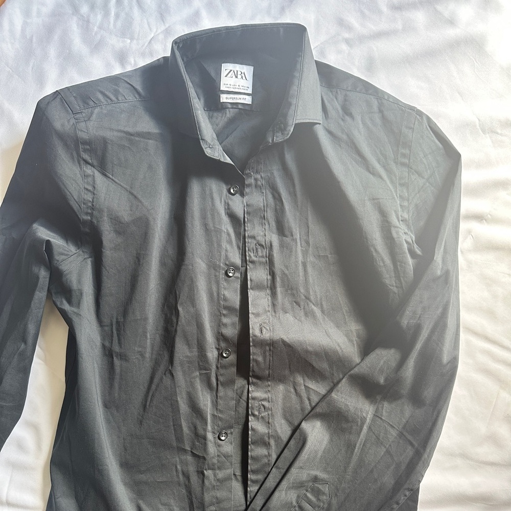 Zara Black Lightweight Casual Button Down Shirt
